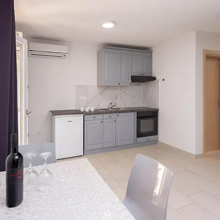 Aqua Maris Apartment *